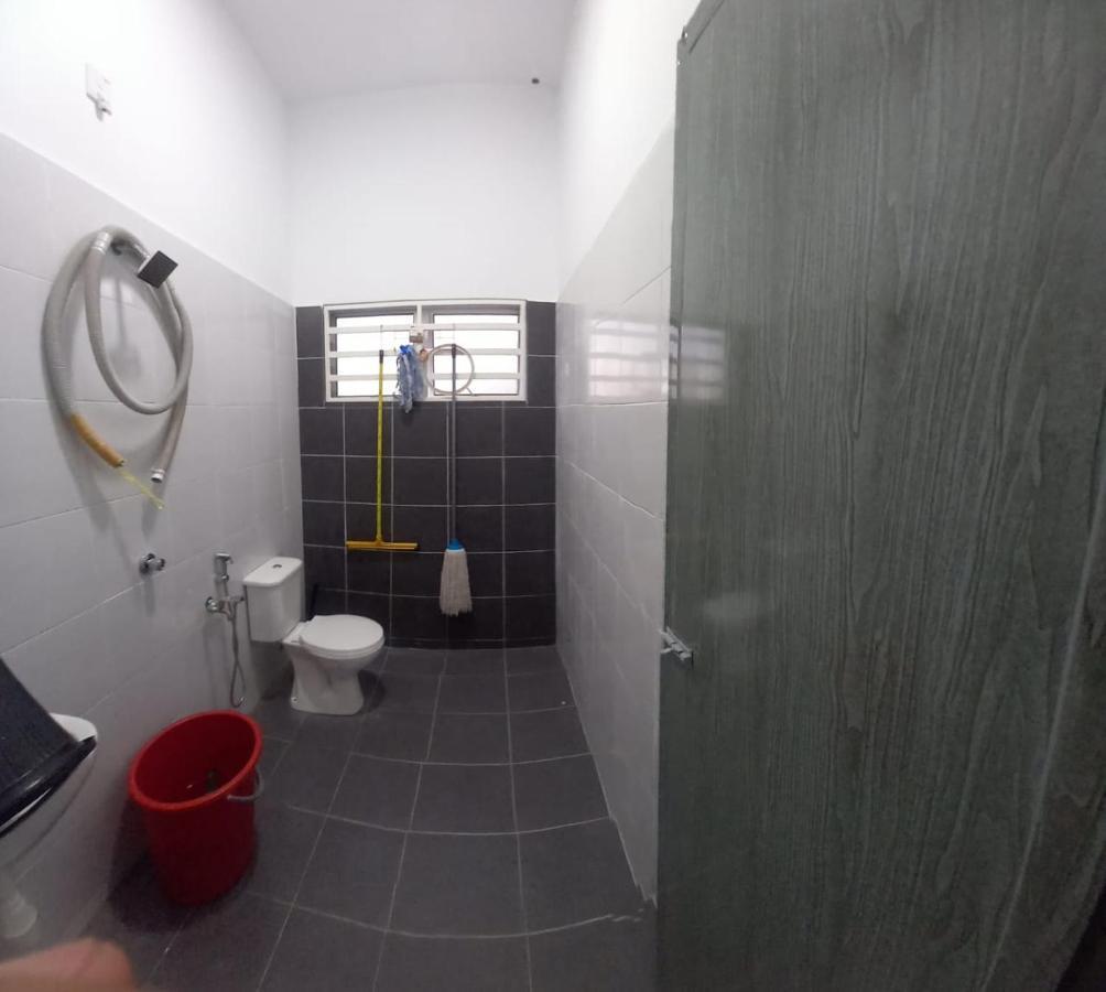 Homestay D'Mama Ifor Muslimi Tanjong Malim Dış mekan fotoğraf