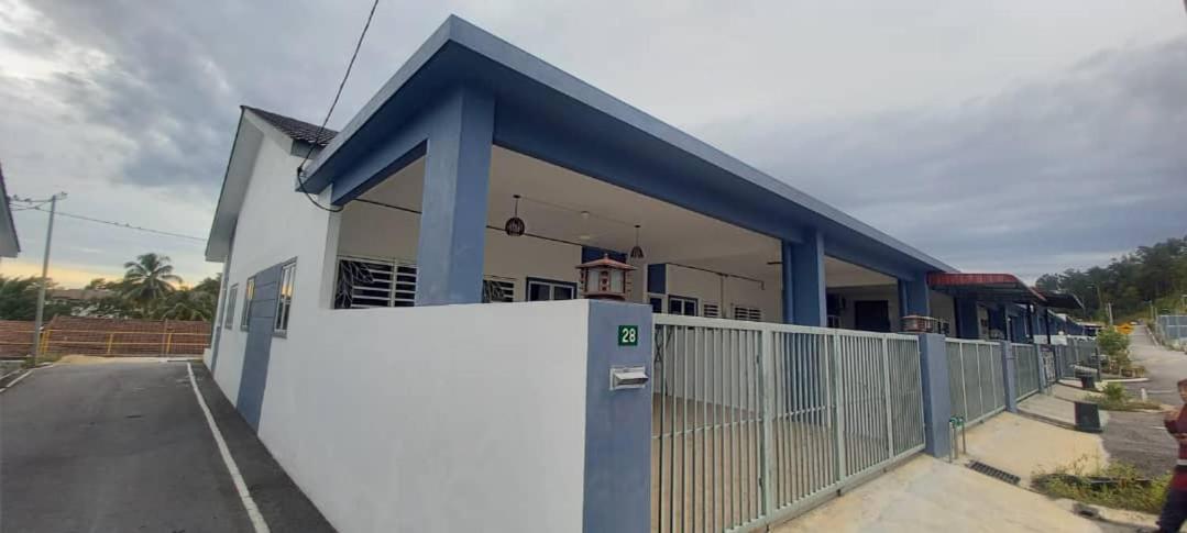 Homestay D'Mama Ifor Muslimi Tanjong Malim Dış mekan fotoğraf